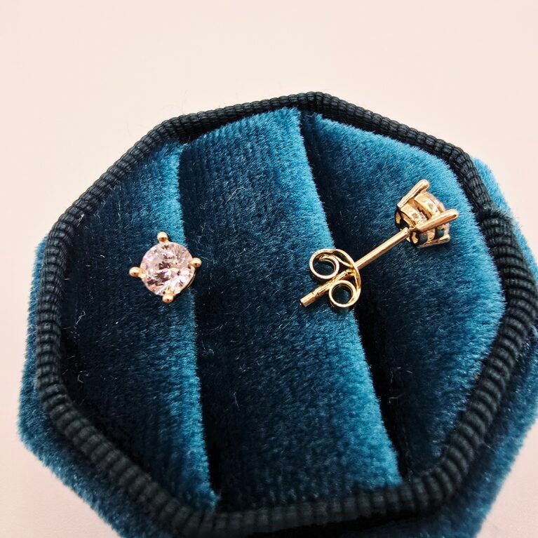 14k Gold Earrings/ Cercei Aur 14k CS040