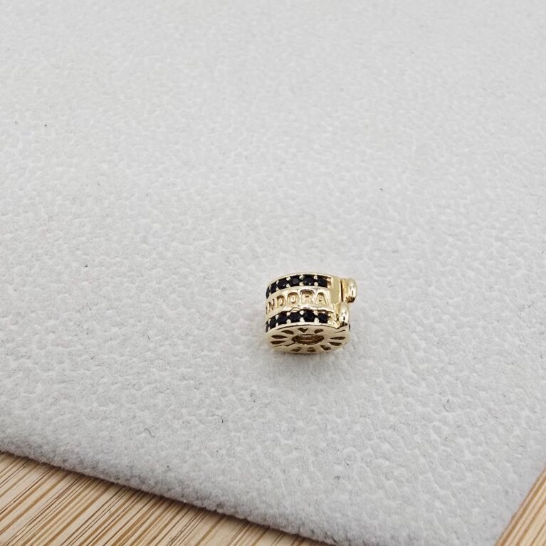 14K Gold Charm/ Charm Aur 14K C94