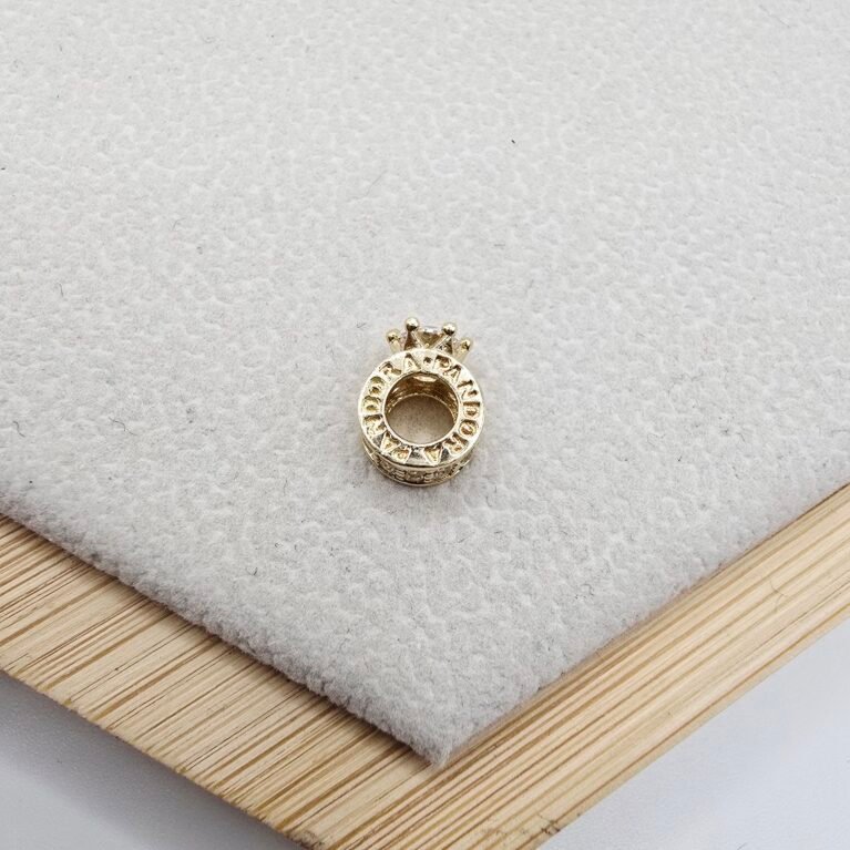 14K Gold Charm/ Charm Aur 14K C109