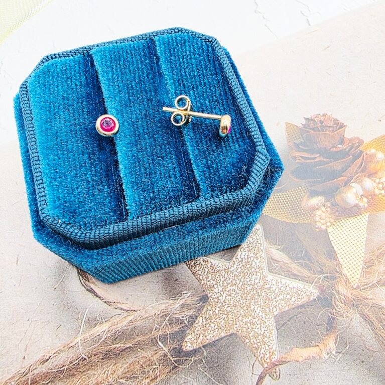 14k Gold Earrings/ Cercei Aur 14k CS205