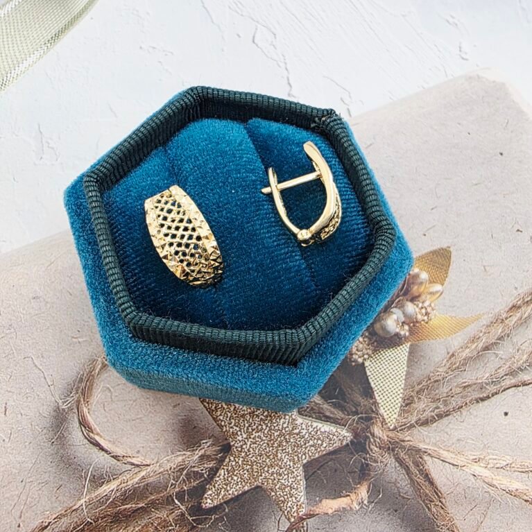 14k Gold Earrings/ Cercei Aur 14k C221