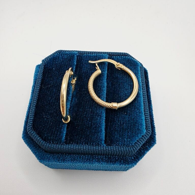 14k Gold Earrings/ Cercei Aur 14k HE87