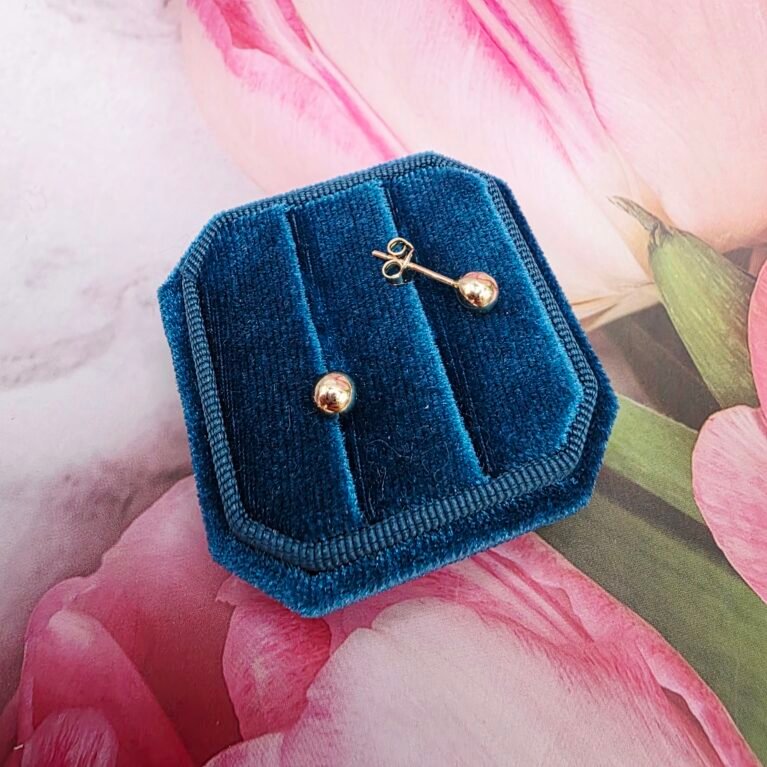 14k Gold Earrings/ Cercei Aur 14k CS293