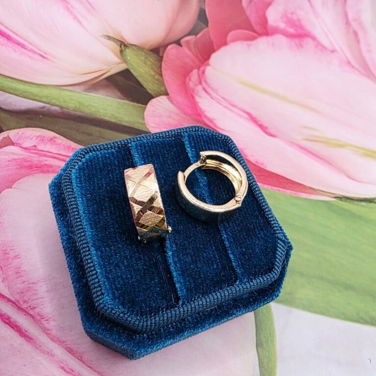 14k Gold Earrings/ Cercei Aur 14k HE354