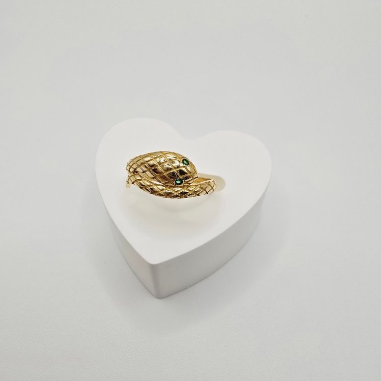 14K GOLD RING/ INEL AUR 14K R0347