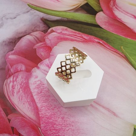 14K GOLD RING/ INEL AUR 14K R0675